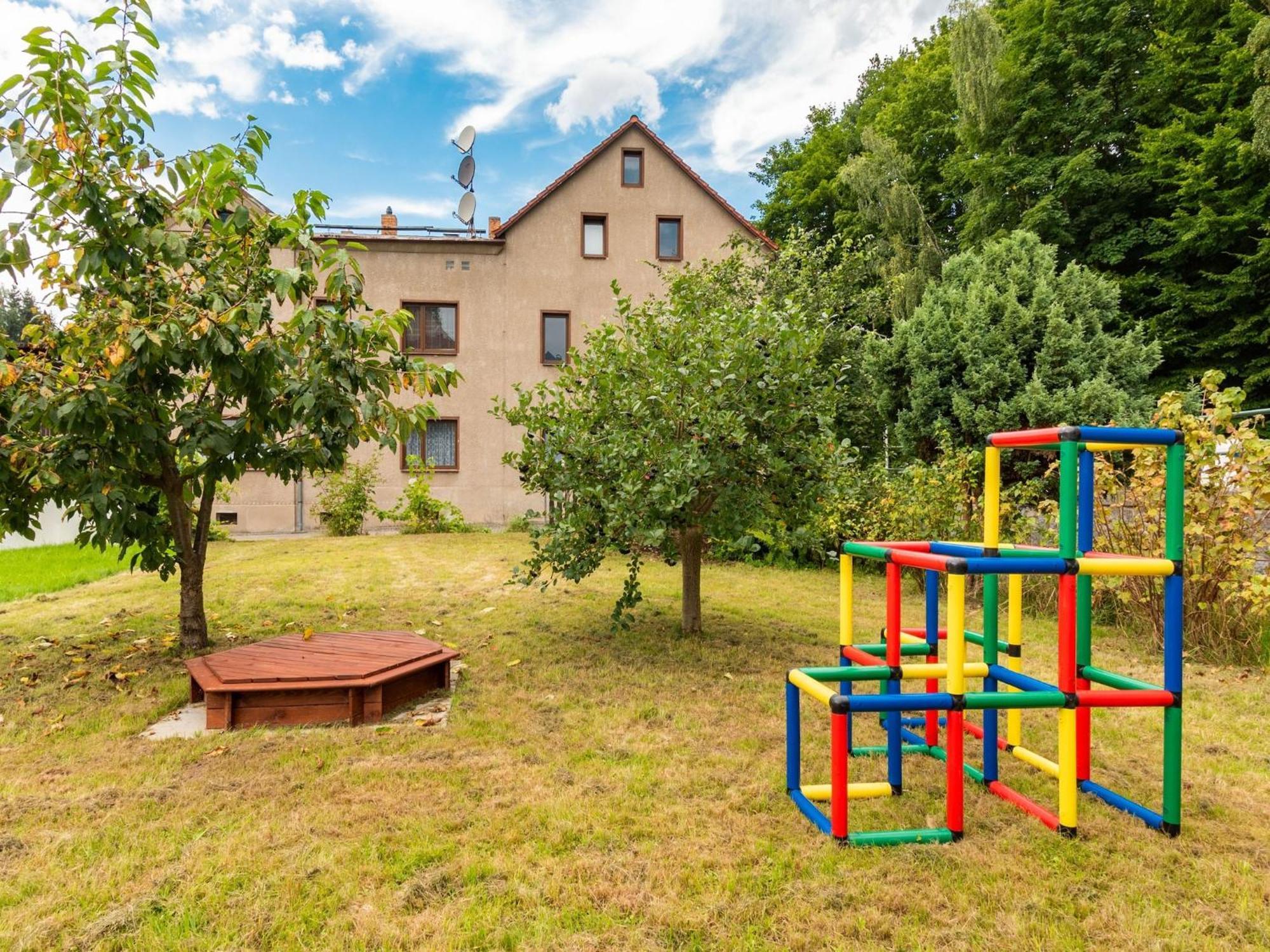 Modern Apartment In Sebnitz With A Terrace In Sebnitz Eksteriør billede